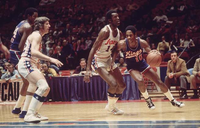 How bad were the '72 Sixers? They lost more games than the 2014 team and started 0-15.